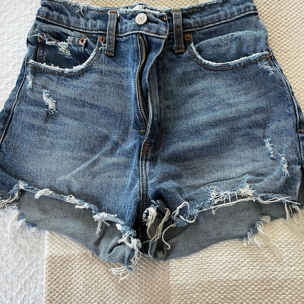 curve love abercrombie mom jean shorts